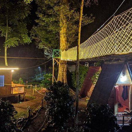 Penginapan Segitiga 2 Bandung Luaran gambar
