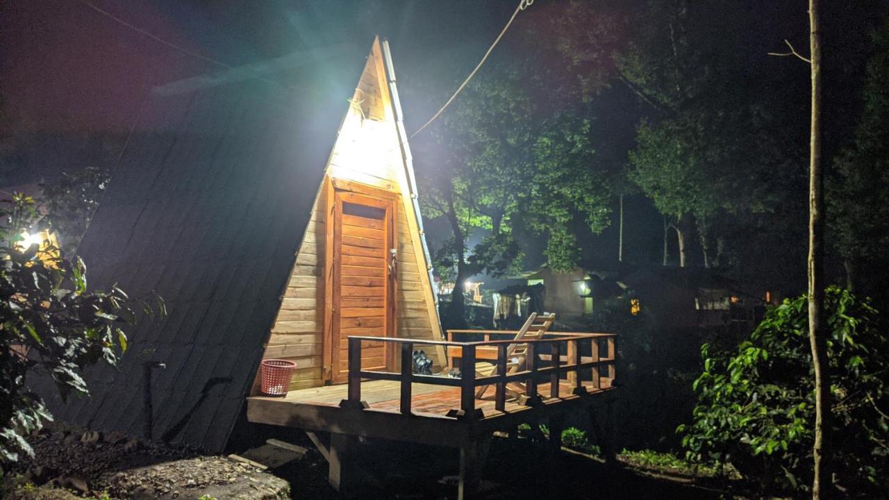 Penginapan Segitiga 2 Bandung Luaran gambar